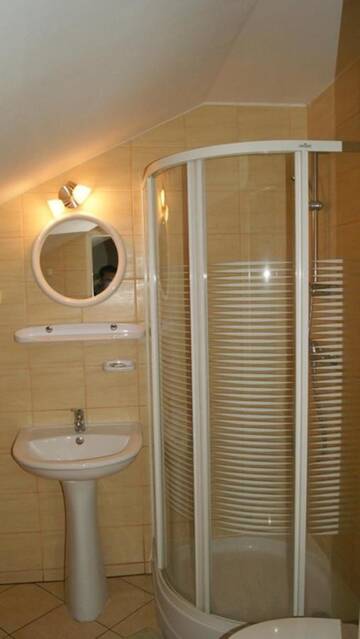 Фото номера Двухместный номер Делюкс c 1 кроватью и ванной комнатой Отель Hotel Salvador г. Марки 3