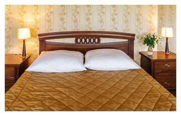 Фото номера Номер с кроватью размера «king-size» Отель Hotel Mistral г. Марки 2